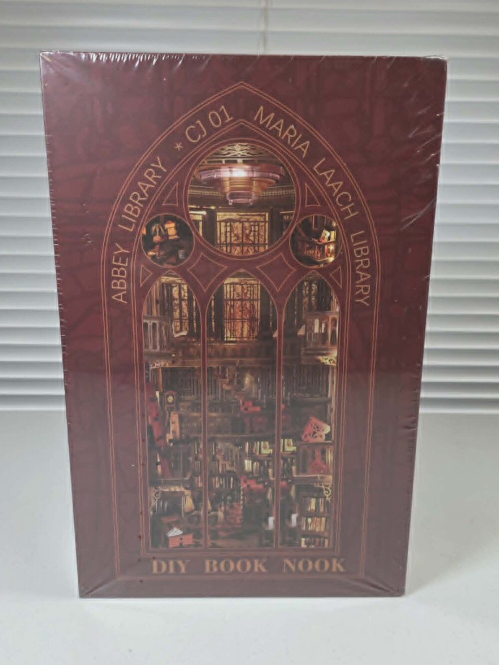 MINI CITY ABBEY LIBRARY DIY BOOK NOOK 3D PUZZLE MARIA LAACH NEW SEALED